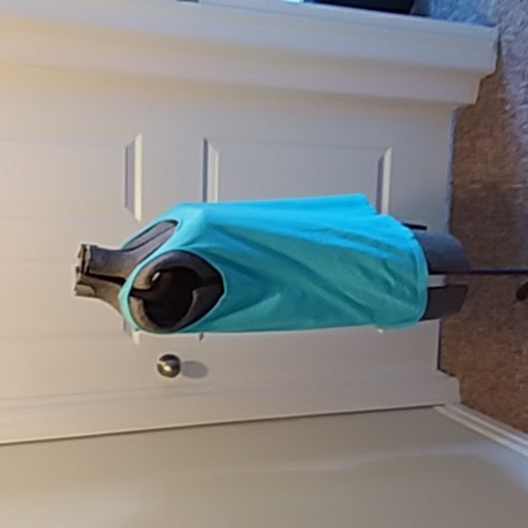 NWOT Comfort Colors Tank Top - Picture 3 of 9